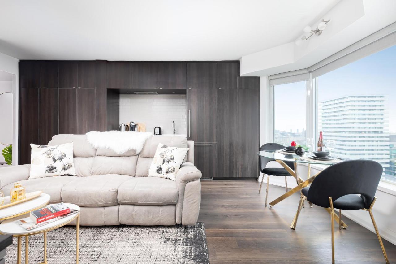 Luxury 2-Bedroom Apartment In Yorkville With The Best City View In Downtown Toronto Exteriér fotografie