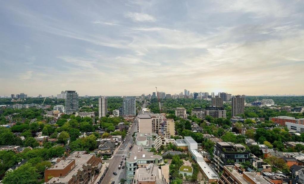 Luxury 2-Bedroom Apartment In Yorkville With The Best City View In Downtown Toronto Exteriér fotografie